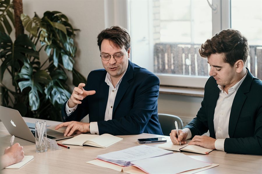 Professionals in juridisch overleg